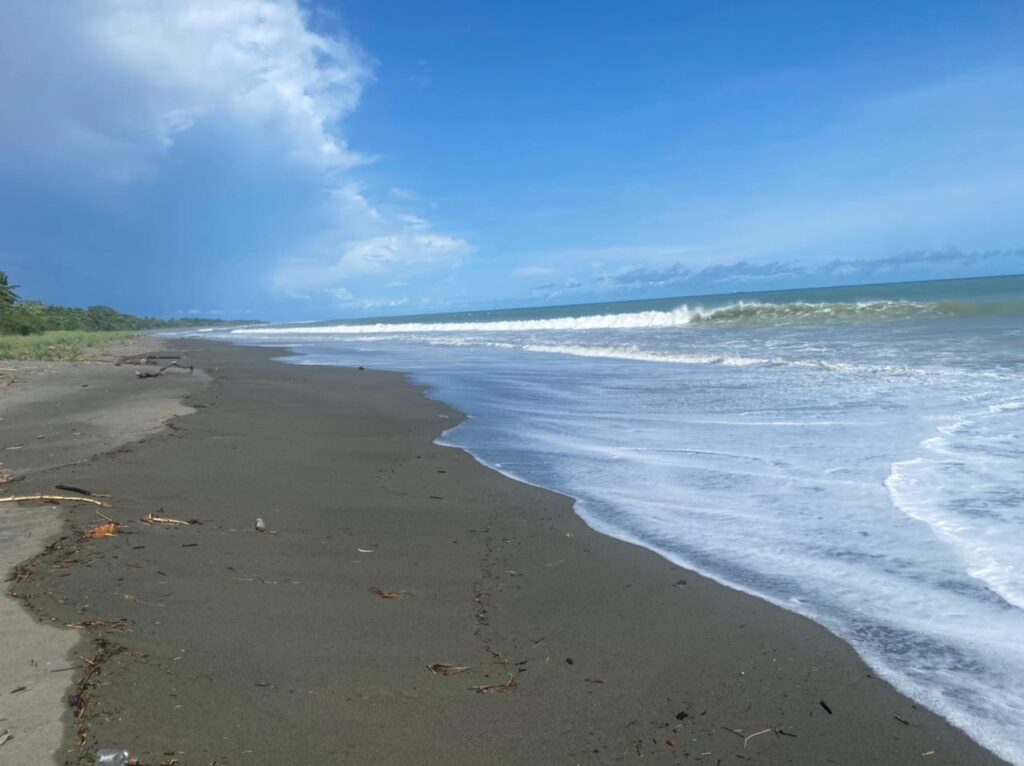 Popular Beaches in Puerto Armuelles